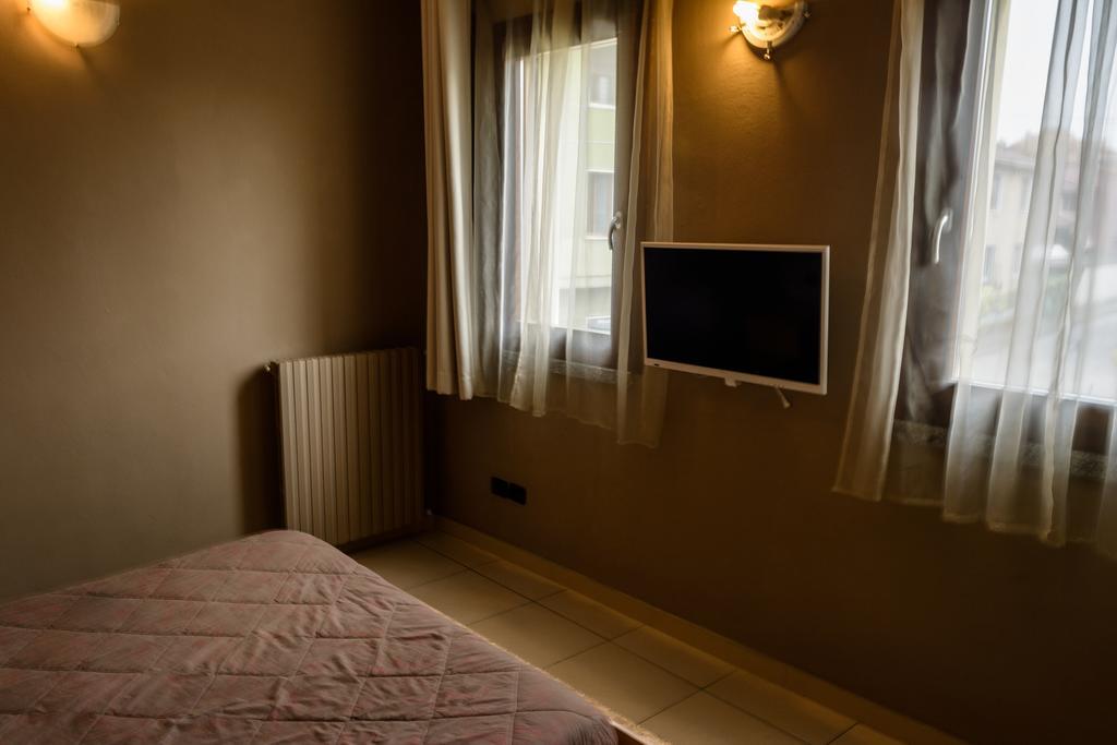 Bed And Breakfast Linate Peschiera Borromeo Cameră foto