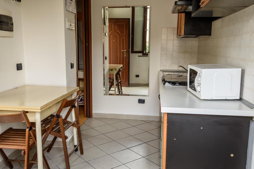 Bed And Breakfast Linate Peschiera Borromeo Exterior foto